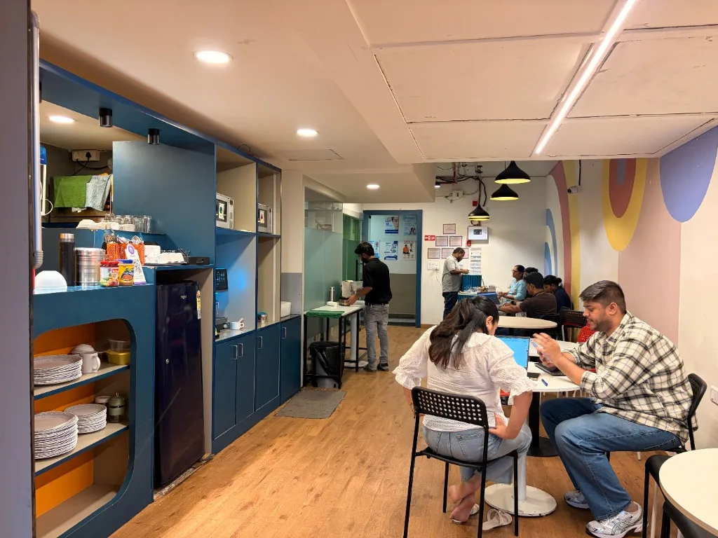Lotus Link Square — Teloz centre